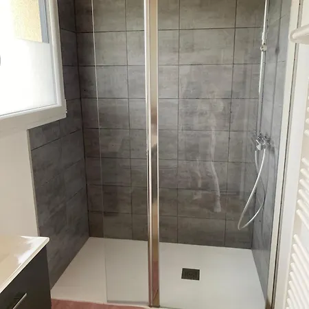 Du Petit Tenu 17 Couchages -jacuzzi -2h Paris Et 6 Min Gare Vivoin Nouans