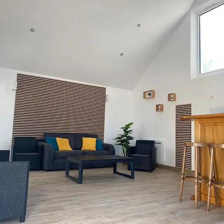 Du Petit Tenu 17 Couchages -jacuzzi -2h Paris Et 6 Min Gare Vivoin